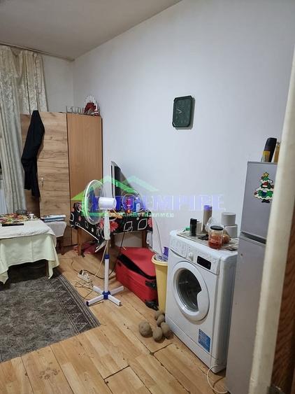 Garsoniera de vanzare zona Far - 3