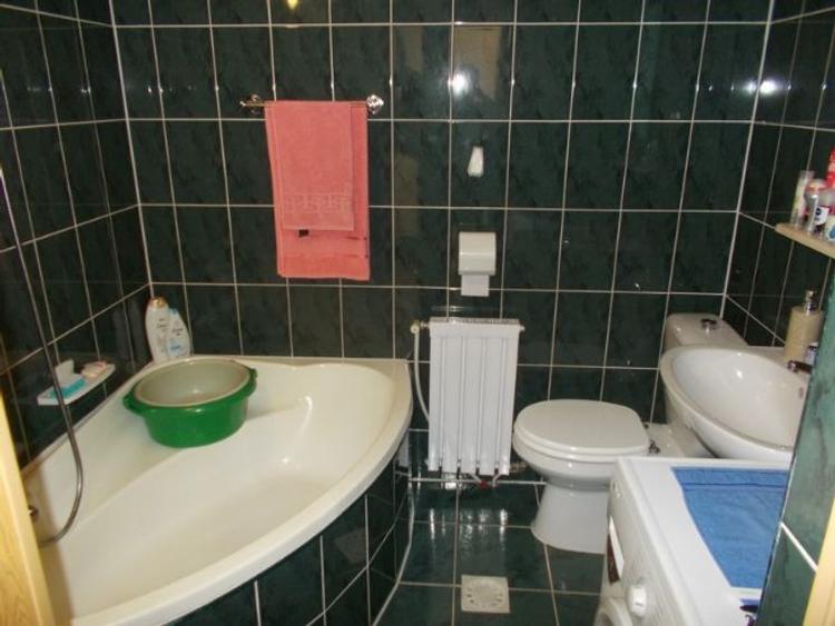 Casa P+M, 6 cam, Timisoara, Mehala, artera, curte comuna  - 5