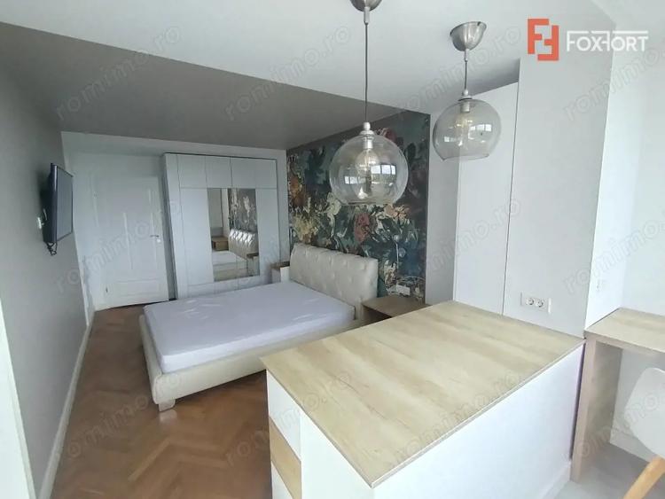 Apartament cu 3 camere semidecomandat, mobilat în Gării