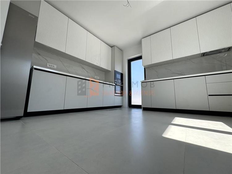 Case noi in zona Maracineni | COMISION 0 - 9