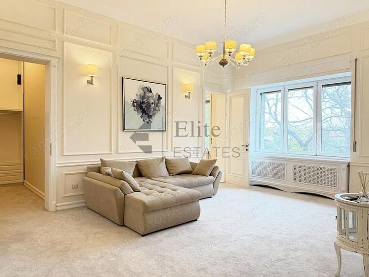 Apartament exclusivist cu garaj ultracentral in Oradea - 1