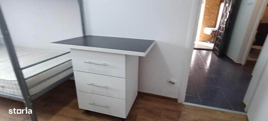 Apartament cu 4 camere în Central