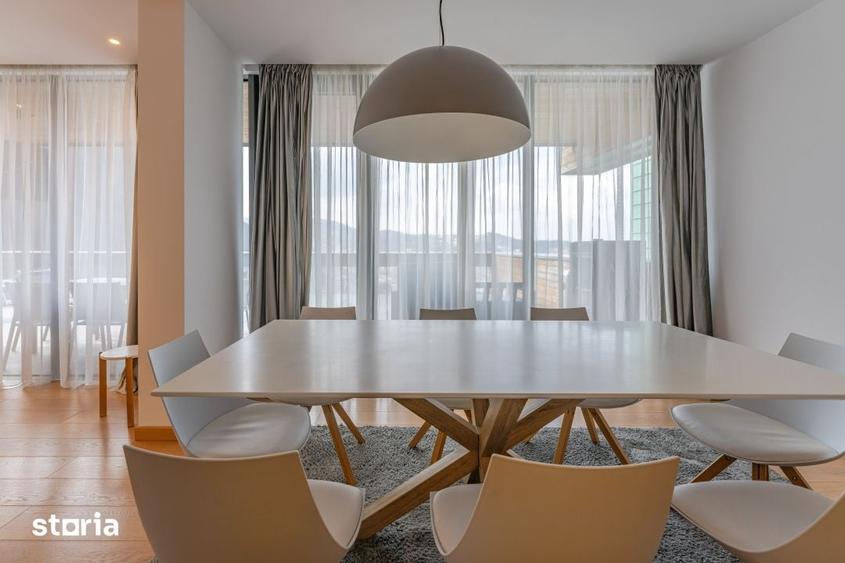 Apartament cu 4 camere în Cetatea