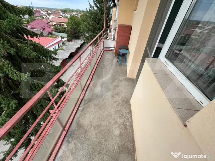 Apartament cu 3 camere decomandat, mobilat în Central