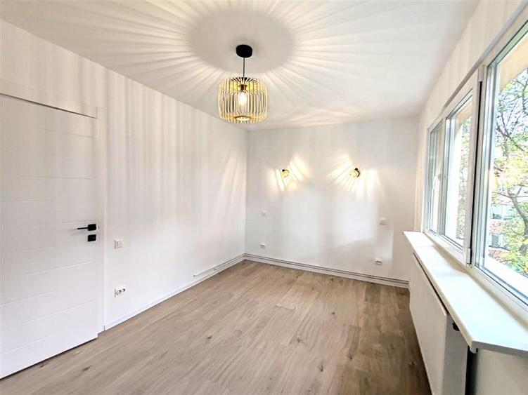 Apartament cu 2 camere semidecomandat în Astra