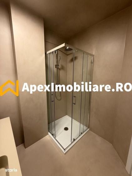 Apartament cu 4 camere decomandat în Herăstrău