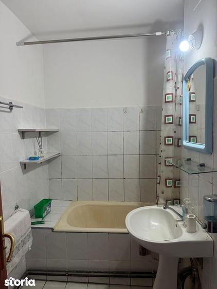 Apartament cu 3 camere în Republicii