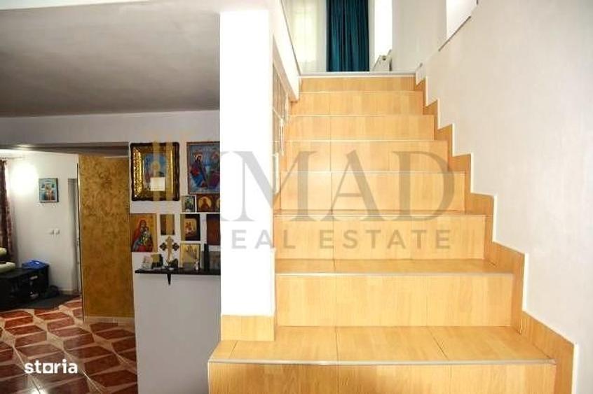 Casă cu 4 camere decomandat în Brănești