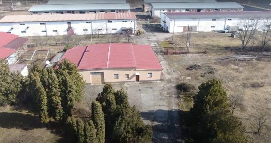 Spațiu comercial, în Central