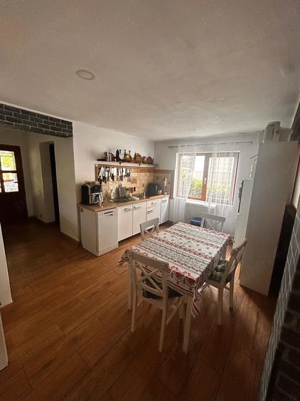 Casă cu 5 camere cu Teren 750 Mp în Exterior Vest