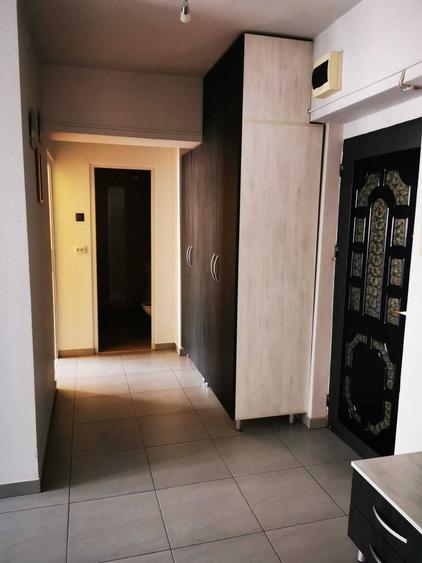 Apartament cu 2 camere decomandat în Drumul Carului