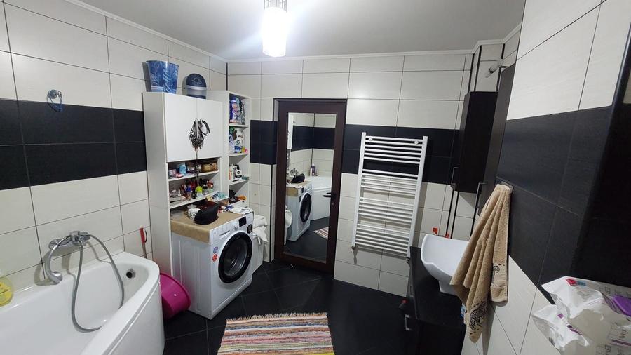 Apartament cu 3 camere decomandat în Nicolae Bălcescu