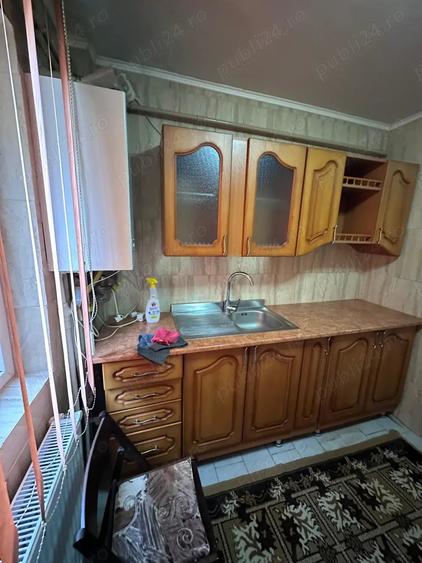 Apartament cu 2 camere semidecomandat în Pod