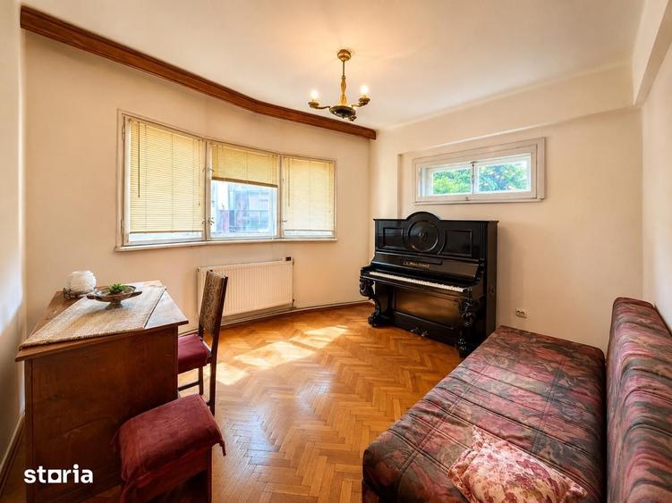 Apartament cu 4 camere în Eminescu