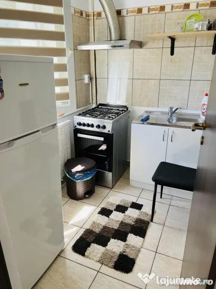 Garsonieră decomandată în Dâmbovița