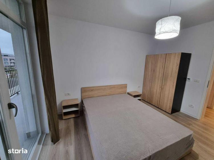 Apartament cu 3 camere decomandat, mobilat în Soarelui
