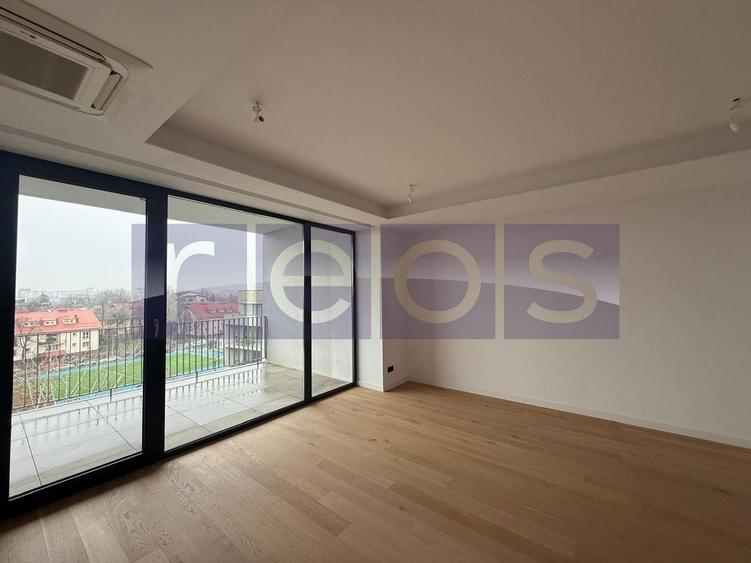 Apartament cu 3 camere decomandat în Floreasca