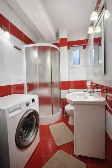 Apartament cu 4 camere decomandat, mobilat în Turnișor