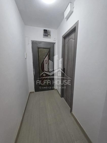 Apartament cu 2 camere nedecomandat în Micro II