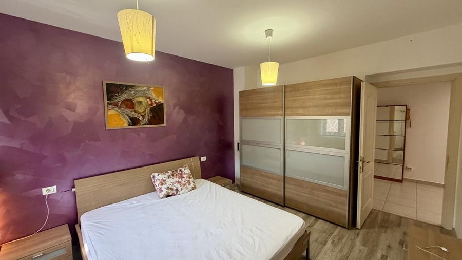 Apartament cu 4 camere decomandat în Voluntari
