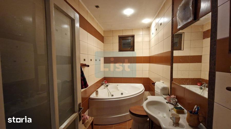 Casă cu 4 camere cu Teren 3215 Mp în Tăuții-Măgherăuș