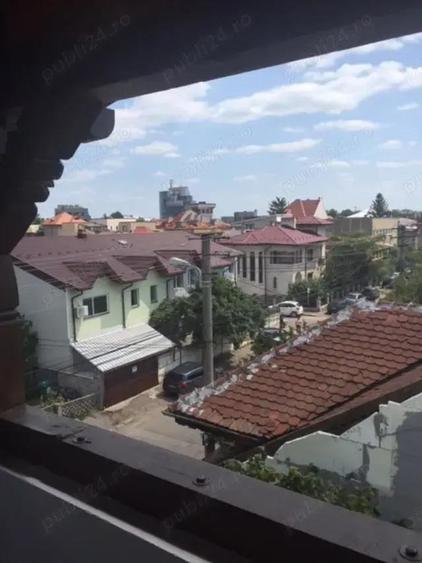 Etaj si mansarda in vila ultracentrala - 5