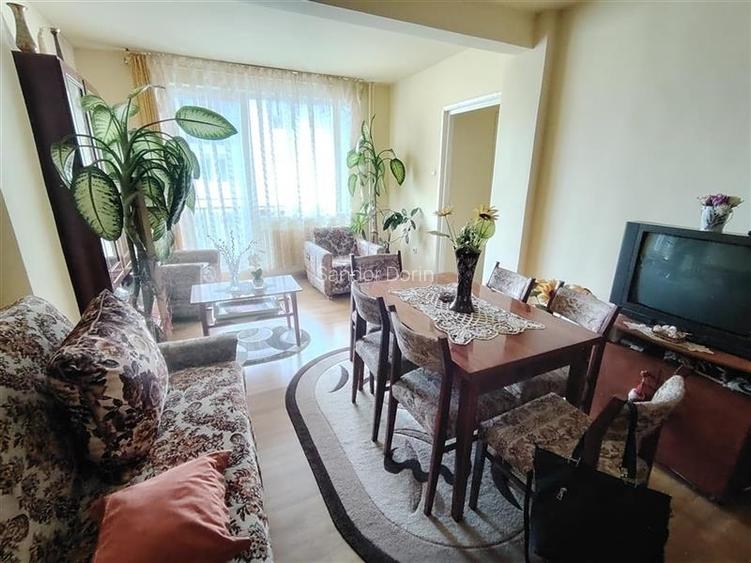 Apartament 4 camere (Gheorgheni, Cart. Bucin 17/B)