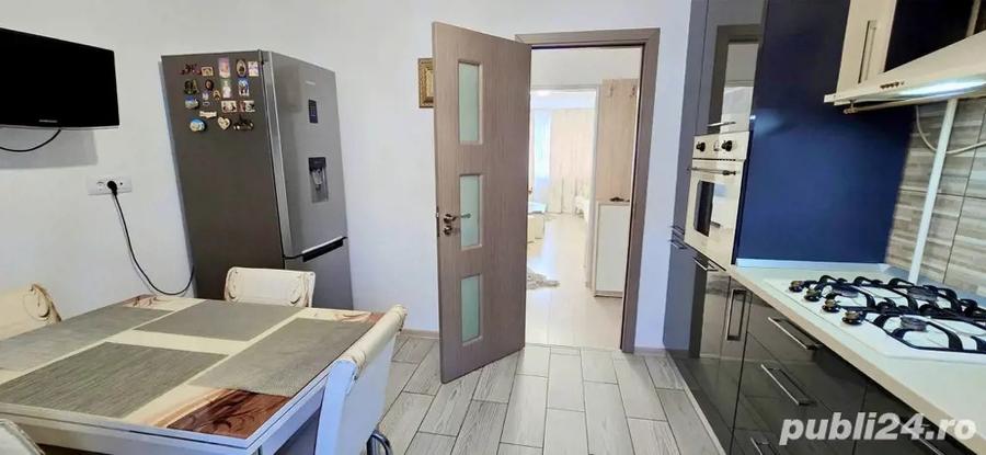 Apartament spatios cu 3 camere,pozitie excelenta in Ramnicu Valcea - confort si lumina - 4