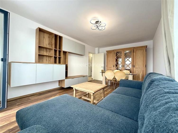 Apartament 3 camere / Parcare subterana/ Zona Coresi Apartament 3 camere / Parcare subterana/ Zona Coresi