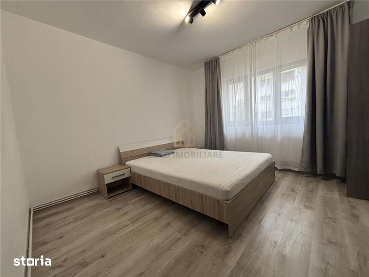 Apartament cu 3 camere în Săsar