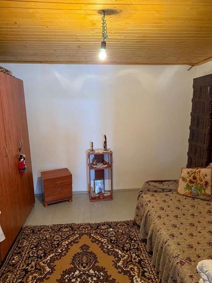 Casa comuna Dragoesti, judetul Valcea - 1