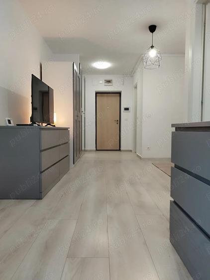 Studio Hils Pallady, Metrou Anghel Saligny - 4