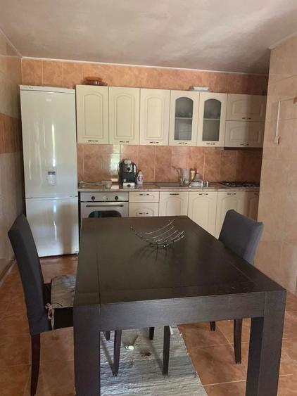 Casa cu curte chirie - 6