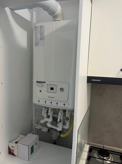 Garsoniera Hamilton Residence, mobilata si utilata modern, totul nou - 8