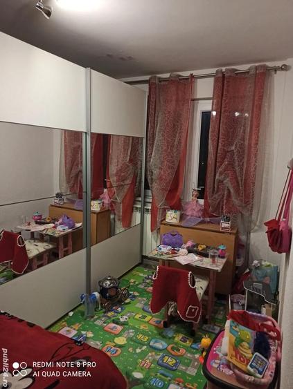 Vand apartament3camere micro 13 b - 2