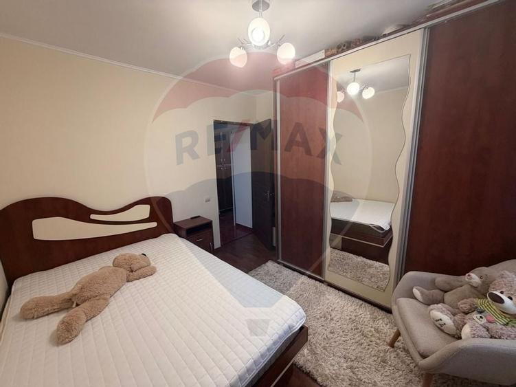 Vanazre Ap 2 camere în zona Titan - 6