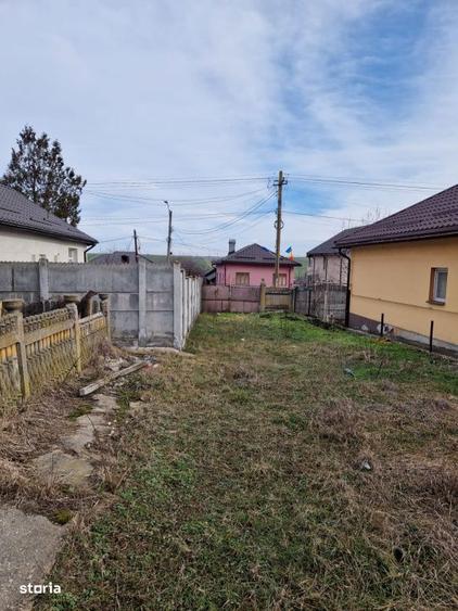 Teren 1528 mp cu casa de vanzare in centrul Ghercestiului Investit - 2