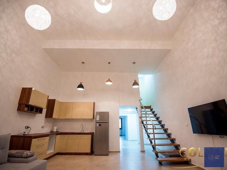 Apartament  B-dul Revolutiei, cladire perioada interbelica, comision 0% - 3