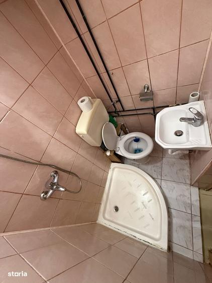 Inchiriez Garsoniera 22 mp (vis a vis de centrul comercial EURO) - 2
