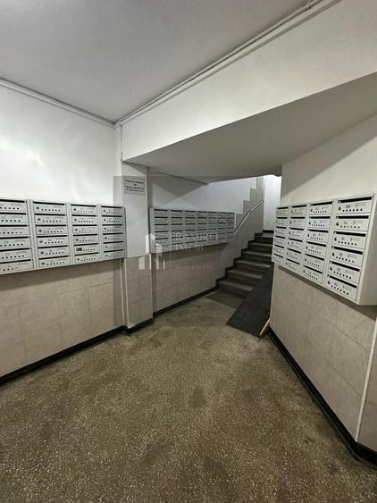 Garsoniera mobilata si utilata - Metrou Costin Georgian 10 min - 11