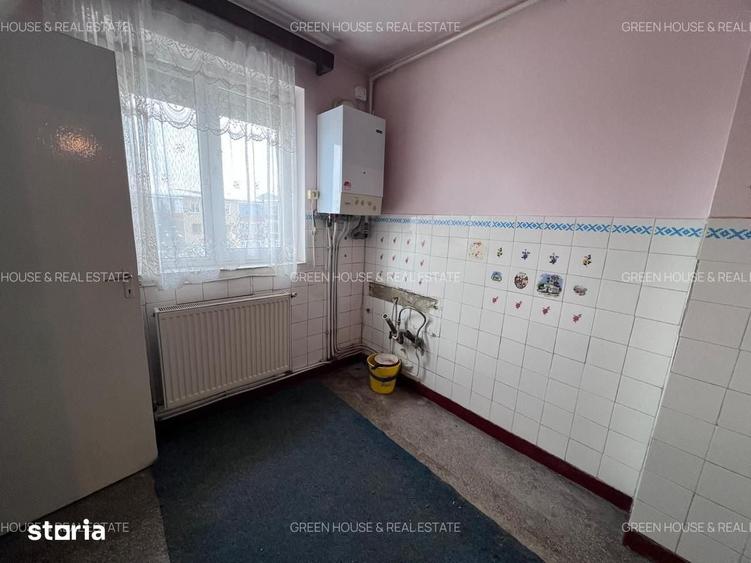 Apartament 2 camere, decomandat ,strada Nicolae Balcescu - 3
