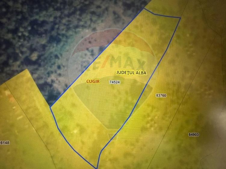 Teren extravilan 6.322 mp, împrejmuit, aproape de stadion Cugir, jud. - 2