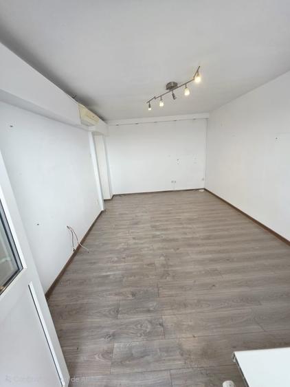 Apartament 3 camere, 2 băi cu geam, balcon generos – Republicii - 6