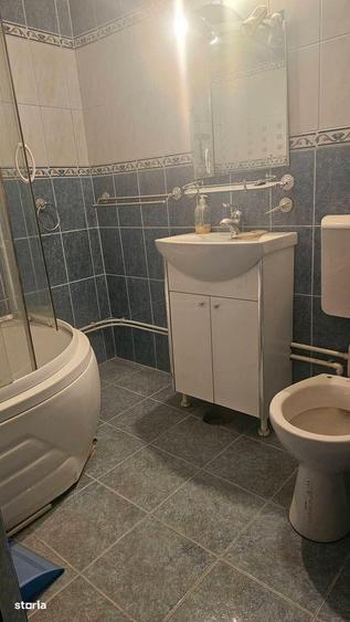 Gara , Decomandat,pre? 82.000 euro - 6