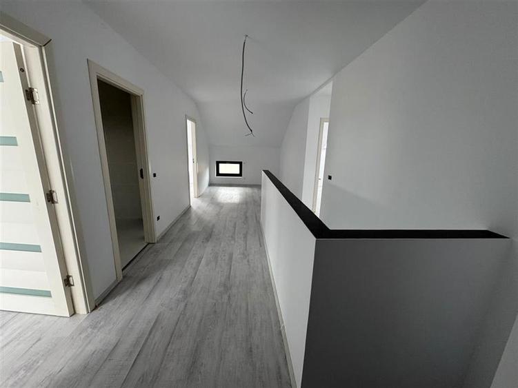 Casa P+M de vanzare in Campineanca (strada asfalata) - 21