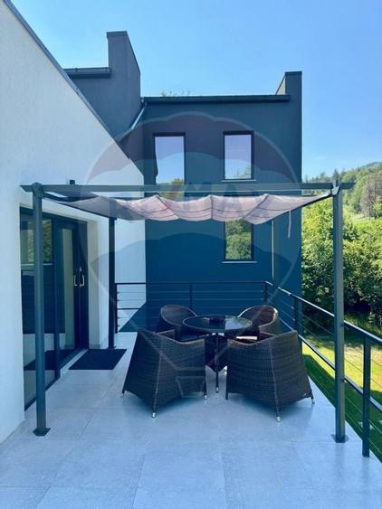 Vanzare Vila la munte - 41