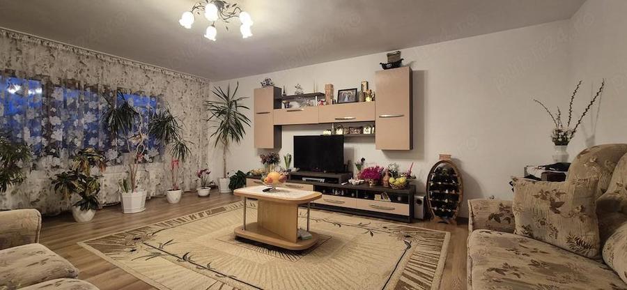 Vila P+M moderna in Lumina 400 mp teren, 5 dormitoare| Garaj - 3