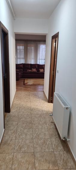 Bucur Obor, 2 minute metrou - 16