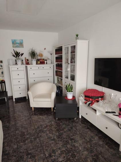 Tomis 1, apartament cu doua camere decomandate. - 2