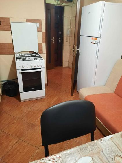 Inchiriez Garsoniera Zona Rogerius - 5